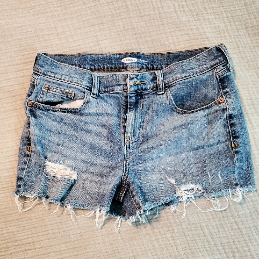 Old Navy Boyfriend Cut Off Jean Shorts